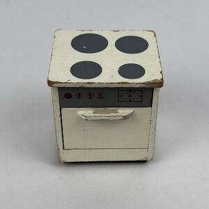 Vintage 1970s Lundy Miniature White Stove Dollhouse Kitchen